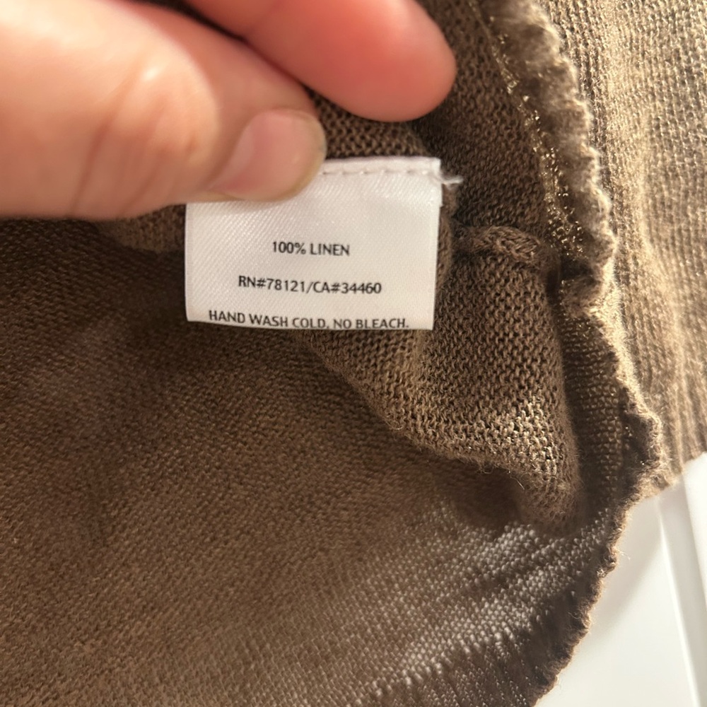 Eileen Fisher 100 % linen Tan Crew Neck cardigan - Picture 3 of 4